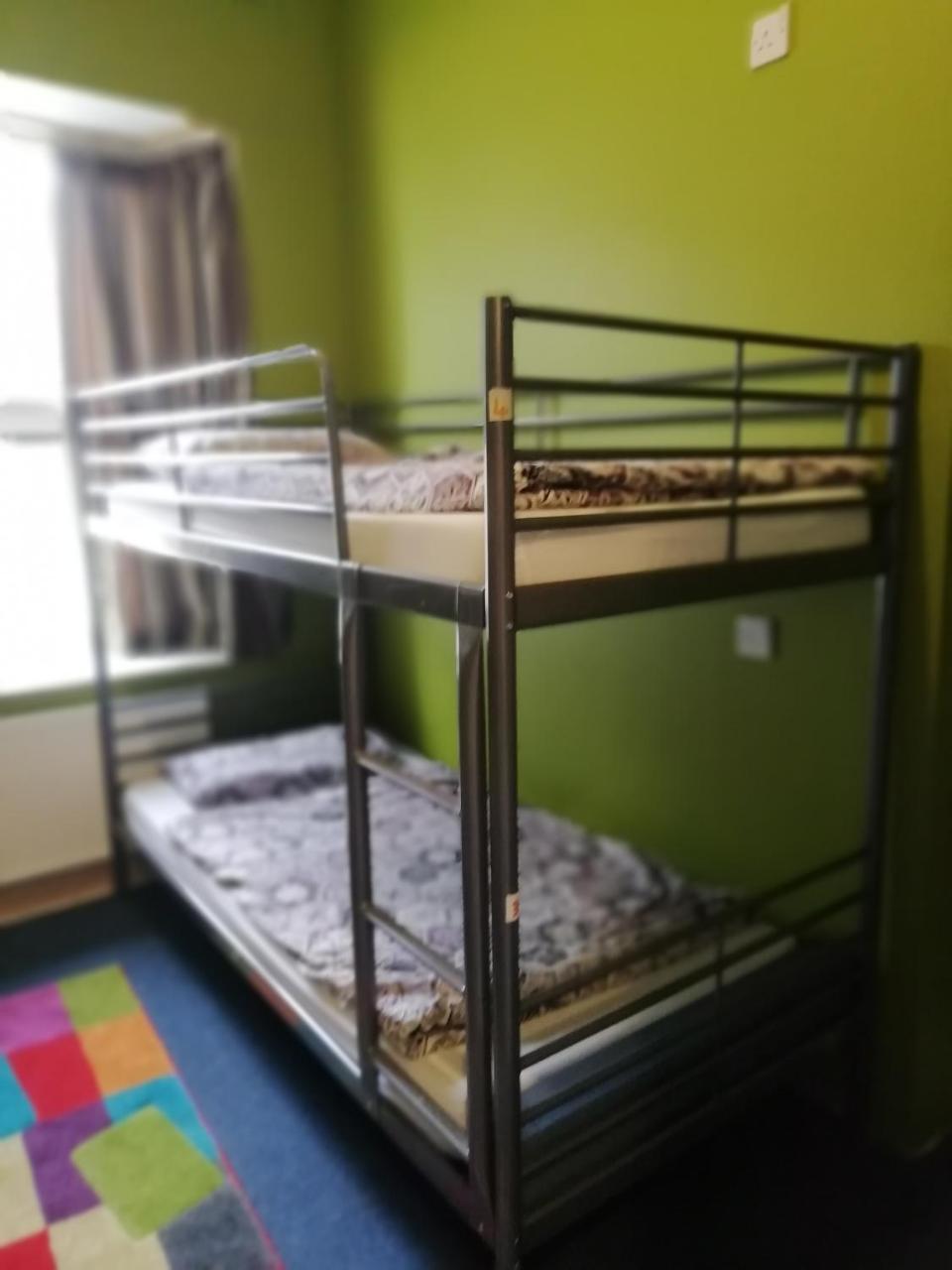 Macgabhainns Backpackers Hostel Кілкенні Екстер'єр фото